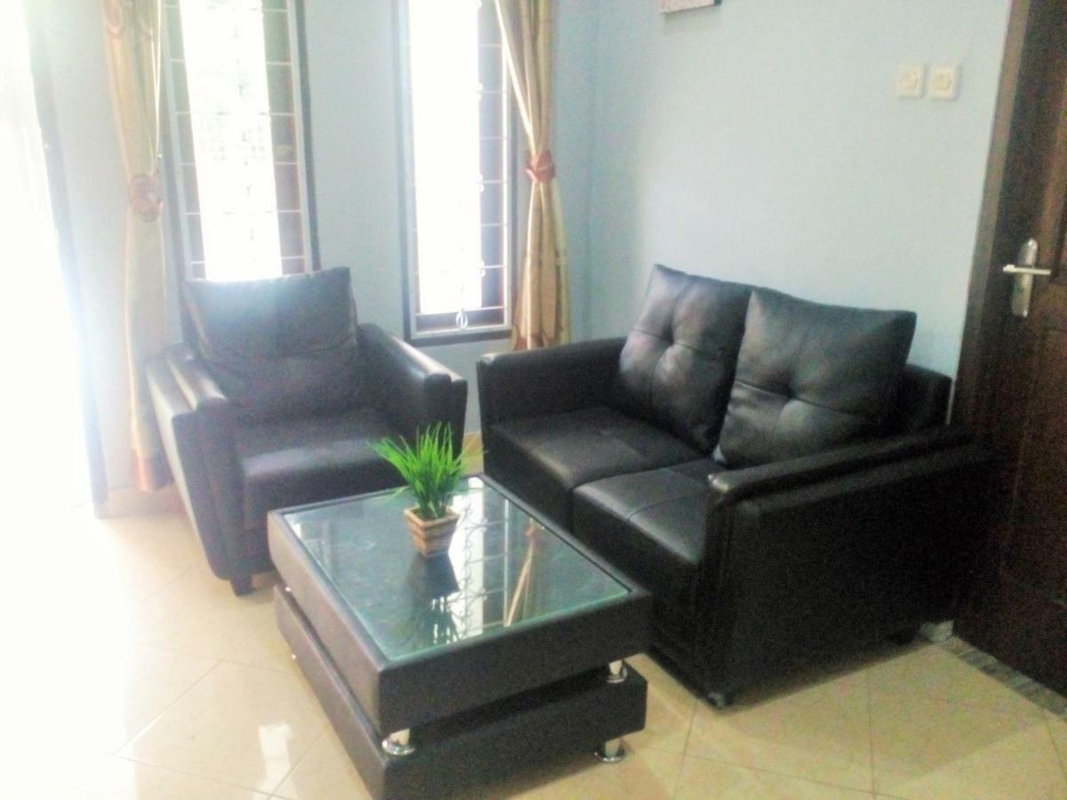 Homestay Bumi Asri III Cikutra บันดุง ภายนอก รูปภาพ